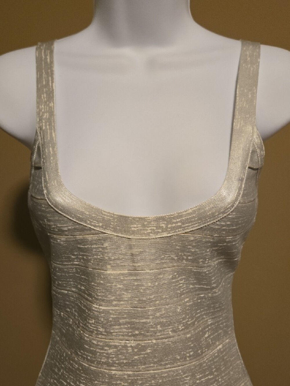VENUS Sexy Silver Tank Bodycon Dress NWOT Size 0 - Picture 2 of 13